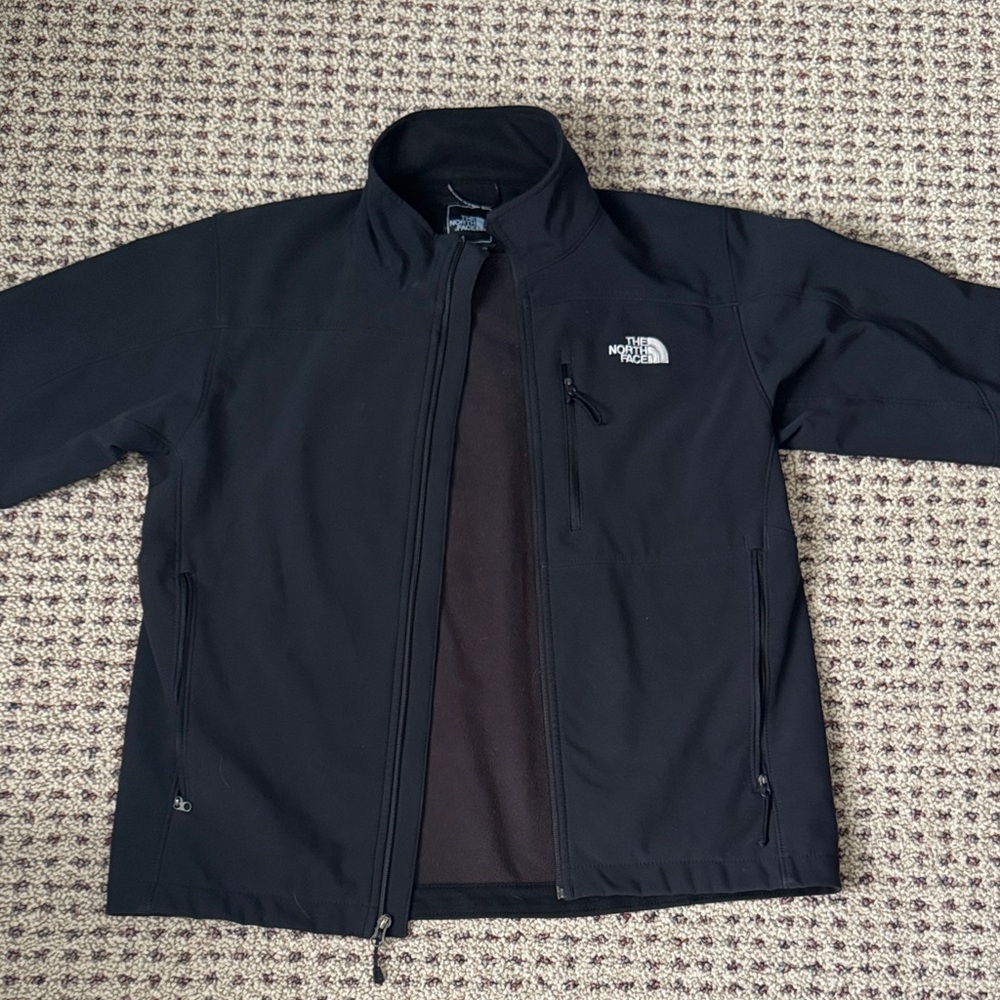The North Face Men's Black Performance Jacket